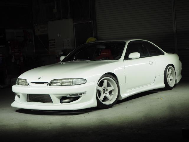 日産 シルビア S14 タイヤホイール取り付け ヴァリノ GV117D ドリフト ドリケツ 即ドリ 神奈川 横浜市 泉区 戸塚区 和泉町 カスタム 修理 整備 鈑金 レンタカー