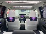 リアモニターやデジタルミラーの取付やＬＥＤランプへの交換など様々なカスタムが可能です！