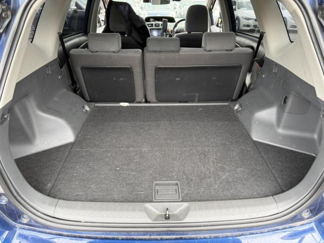 トヨタ プリウスα ハイブリッドバッテリー交換を致しました。 八王子市 相模原市 昭島市 立川市 府中市 町田市 日野市 多摩市