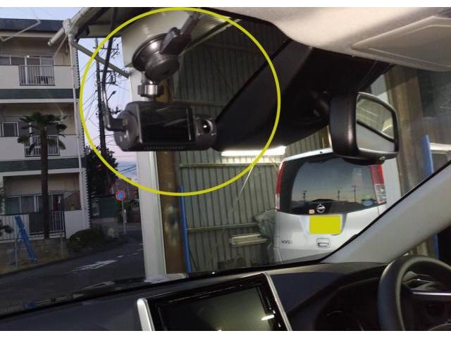トヨタ RAV4 ドライブレコーダー取り付け作業