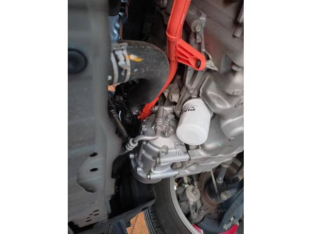 【ホンダ　ヴェゼル】【エアコンの風が冷えない　コンプレッサ交換】