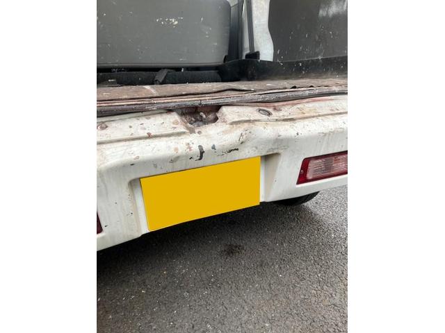 【日産　クリッパーバン】【リアバンパー，リアゲートのヘコミ，キズ修理　部品交換＆鈑金塗装】