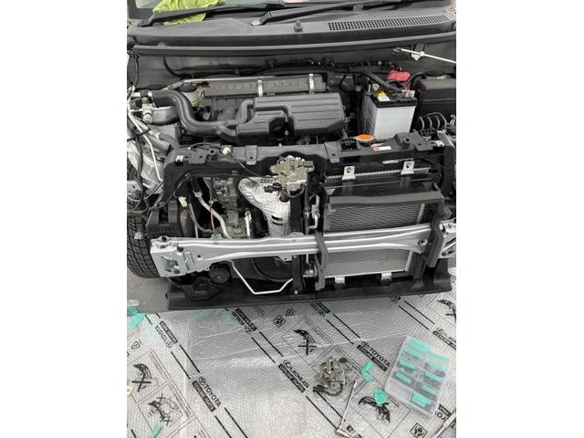 【ダイハツ　ミライース】【衝突によるフロントのヘコミ　部品交換＆塗装による対応】