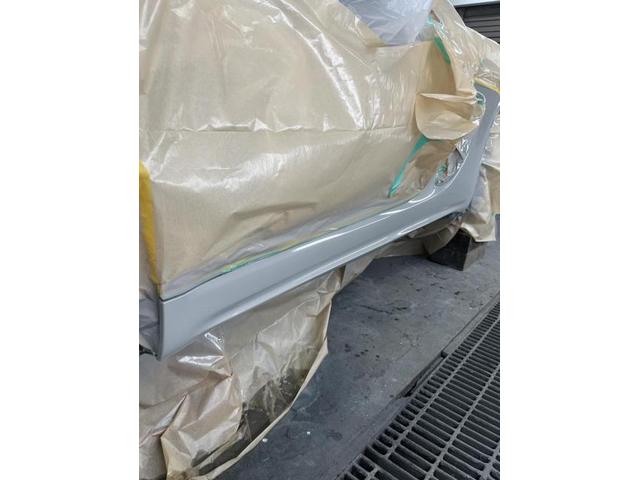 【ポルシェ　ケイマン】【サイドスポイラーのキズ　塗装修理】