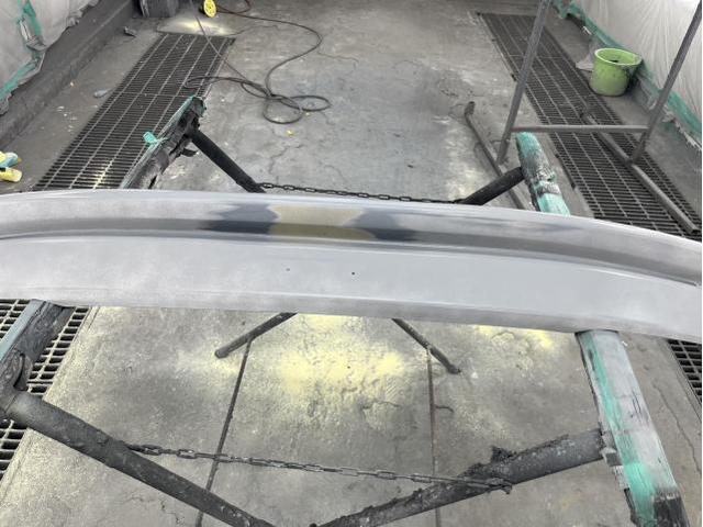 【ホンダ　ステップワゴン】【フロントスポイラーのキズ修理　塗装】