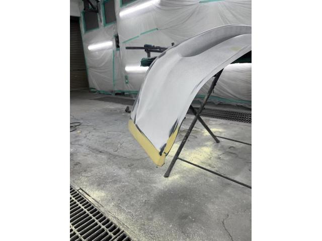 【ホンダ　ステップワゴン】【フロントスポイラーのキズ修理　塗装】