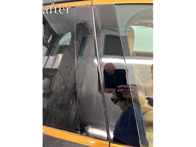 【ポルシェ　マカン】【ドアサッシ、マフラーカッター塗装】