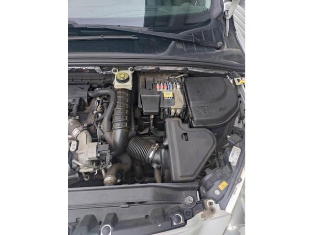 【プジョー　308cc】【オイル交換＆バッテリー交換】