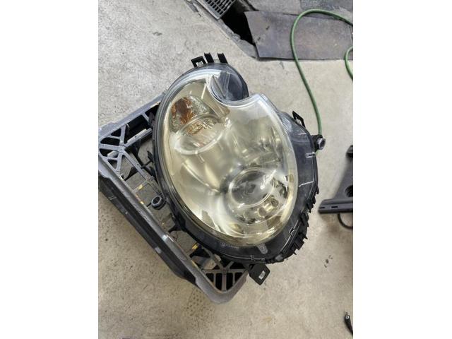 【MINI クーパー】【ヘッドライトカバー塗装修理】