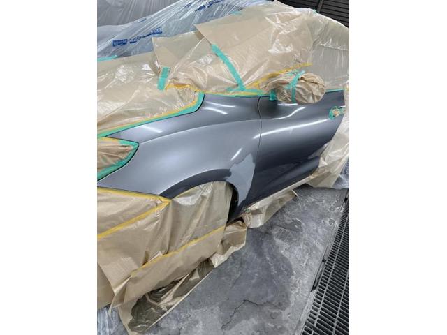 【スズキ　スイフト】【左フロントフェンダーのヘコミキズ　鈑金・塗装にて対応】