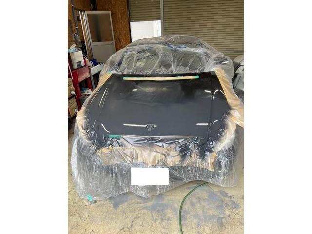 【メルセデス・ベンツ　Cクラス】【ボンネット塗装剥がれ修理】