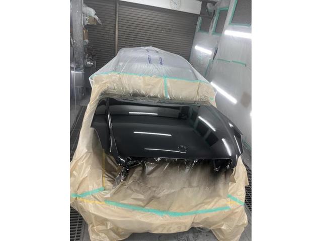 【メルセデス・ベンツ　Cクラス】【ボンネット塗装剥がれ修理】