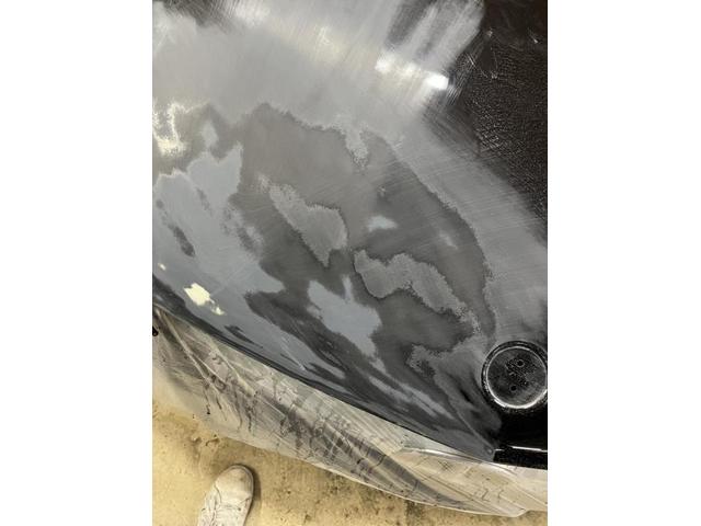 【メルセデス・ベンツ　Cクラス】【ボンネット塗装剥がれ修理】