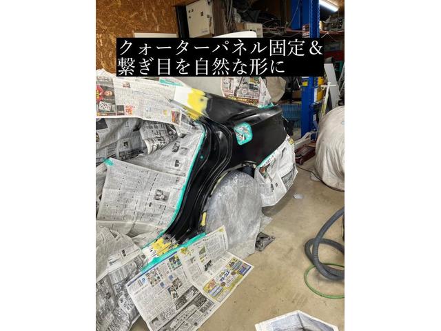 【トヨタ　クラウンハイブリッド】【左リアドア、フェンダー損傷大　交換＆塗装修理】