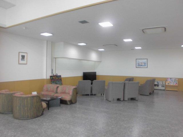 トヨタカローラ千葉株式会社 小見川店U-Car展示場(2枚目)