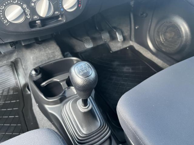 ダイハツ　エッセ　中古車販売  店頭販売 ５速マニュアル グー鑑定＆グー故障診断済み車両