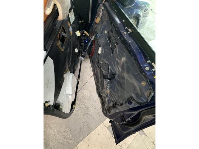 スバル BE5 レガシィ  キーシリンダー滑落　修理　横浜市　戸塚区　故障　不具合