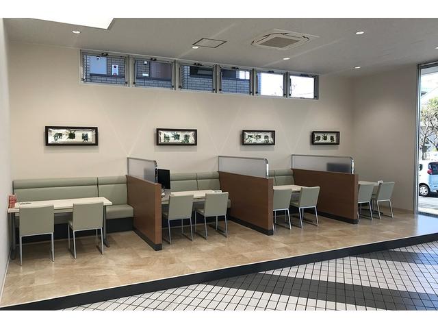 ネッツトヨタ千葉株式会社 小仲台店(2枚目)