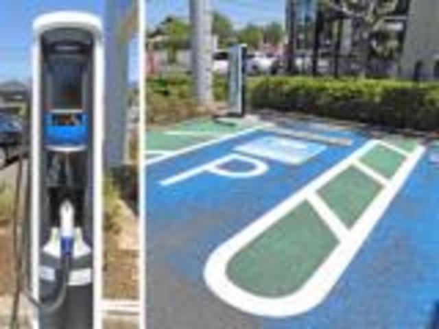 ネッツトヨタ千葉株式会社 千葉ニュータウン店(3枚目)