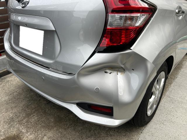 【キズ・ヘコミ直し】日産　ノート　リアバンパー交換　板金塗装　鈑金　当日納車　代車無料　保険修理対応してます　レンタカー貸出　レッカー対応　埼玉県　上尾市　さいたま市　桶川市　北本市　伊奈町