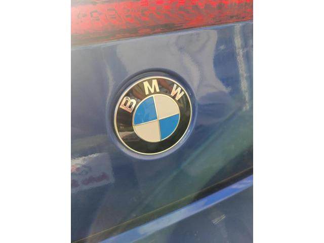 ＢＭＷ　Ｚ４　エンブレム取り付け