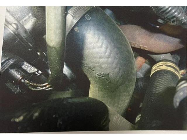 デリカＤ：５　インテークホース交換取付け