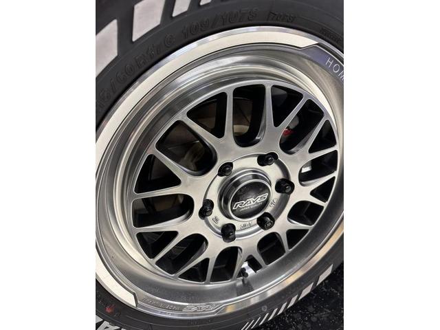 トヨタ　ハイエースワゴン　ブレーキパット交換　ローター交換　整備