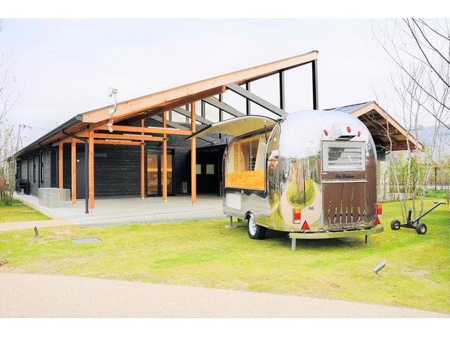 ウエインズトヨタ神奈川株式会社 WEINS PARK U-BASE海老名 サービス紹介の2つ目