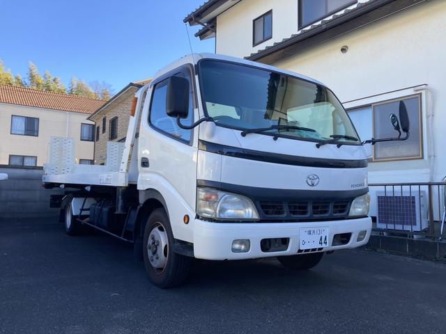 神奈川自動車工業 中古車展示場(4枚目)