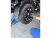 オイル交換、タイヤ交換などの軽整備も承ります。