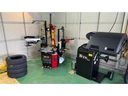 最新タイヤチェンジャー・バランサーによるタイヤ交換