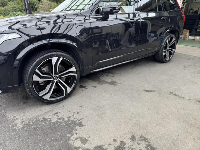 ボルボVOLVO XC90｜22インチタイヤ交換【アゼストオート株式会社／四街道市】　ＸＣ９０　ホイール・タイヤ交換