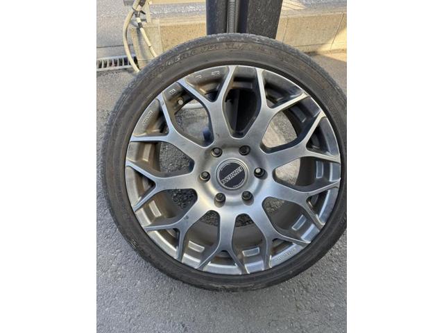 ハイエースワゴンのタイヤ交換を行いました｜アゼストオート株式会社