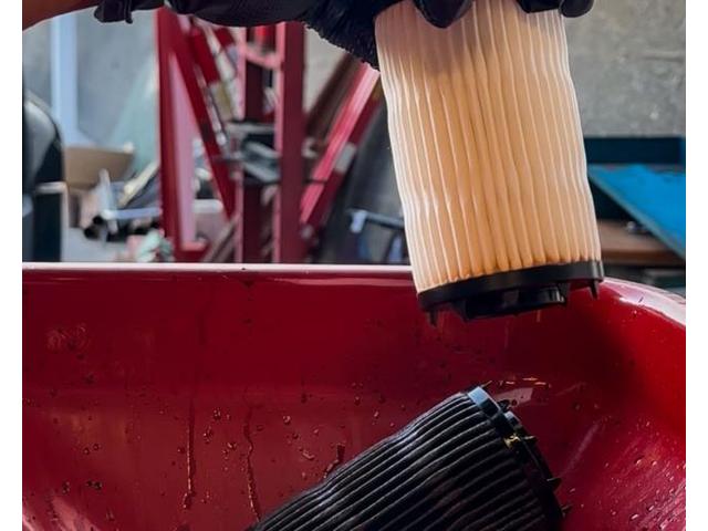 ランボルギーニ ウルス オイル交換