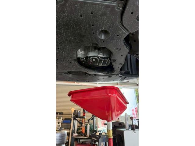 ハリアー　オイル交換＆エレメント交換