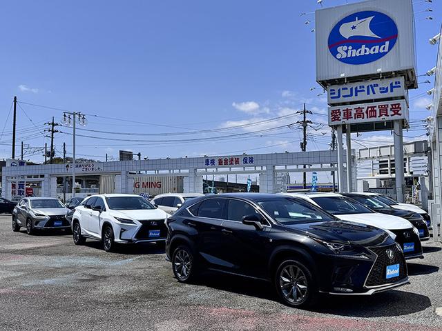 レクサス専門店も併設！！店舗にない他メーカー車両のお取り寄せも行っております。