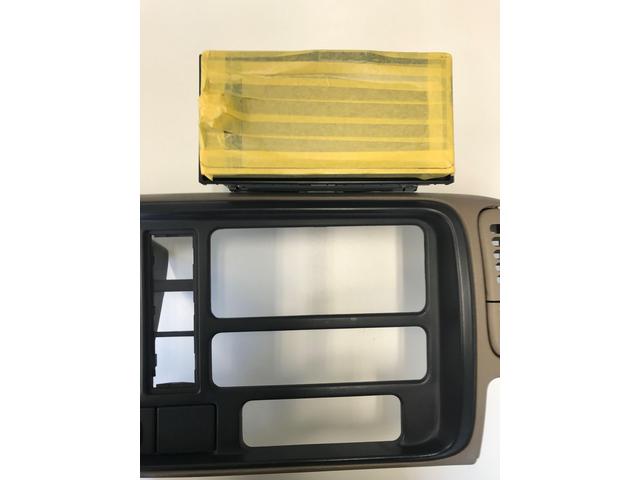 アメ車　95～99年　ＣＫ　タホ　サバーバン　７インチワイド カーナビ取付　加工
カロッツェリアAVIC-RW902 東京　多摩エリア　町田　八王子　相模原