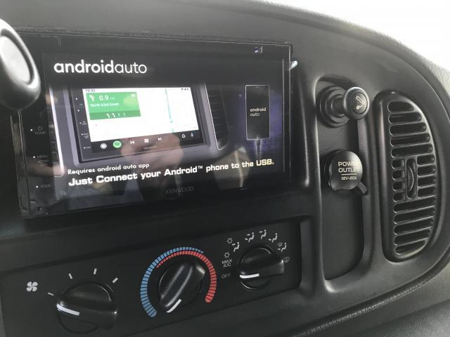ダッジバン　2DINワイド型　Apple car playオーディオ取り付け　アメ車カーナビ取り付け
