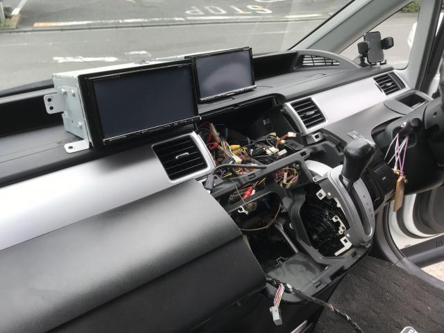 ホンダ　フィット　シャトル　同型カーナビ交換取替