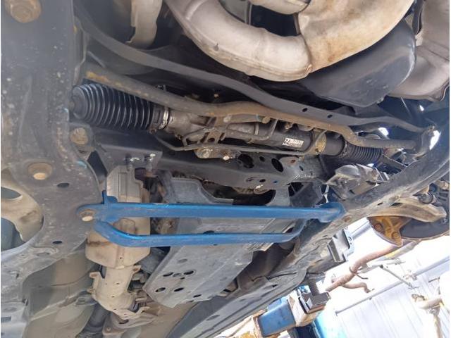 スバル　インプレッサＷＲＸ　ステアリングギアボックスの交換作業