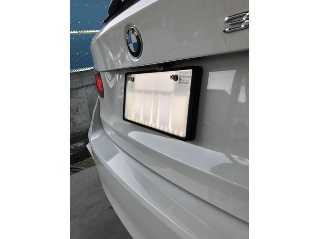 BMW　3ツーリング　字光式ナンバー取付