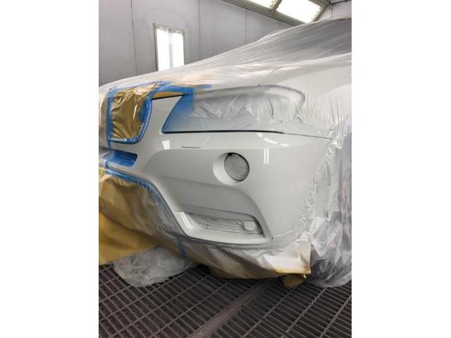 バンパーキズ修理　外車板金塗装修理　BMWキズへこみ修理　板金塗装安いさいたま市岩槻区　越谷市　草加市　川口市　