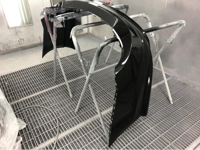 ベンツEクラスワゴン鈑金修理　ベンツへこみ修理塗装格安　外車の修理安いさいたま市岩槻区　越谷　浦和美園格安板金塗装