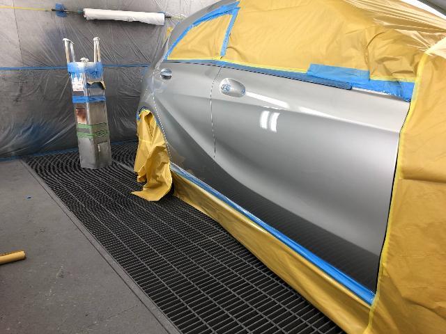 A180キズ修理　ベンツ鈑金塗装格安輸入車安い店さいたま市岩槻区格安塗装修理塗装格安W176