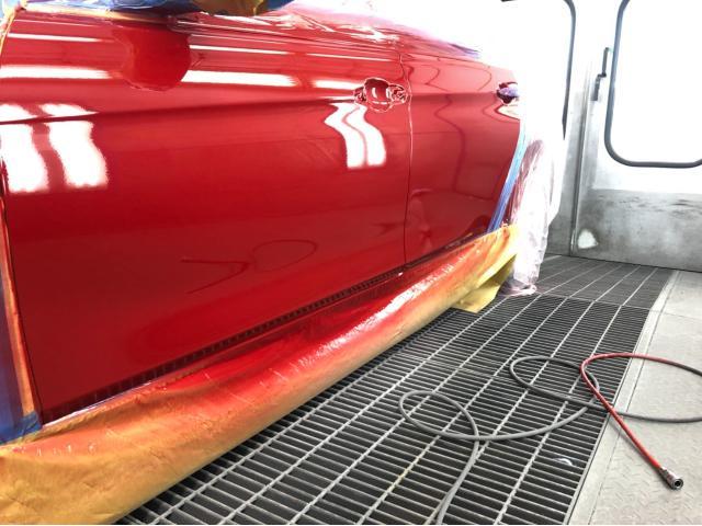 BMW3シリーズドア傷修理　外車鈑金安い塗装格安修理さいたま市岩槻区　ドア鈑金塗装安く直せるさいたま市
