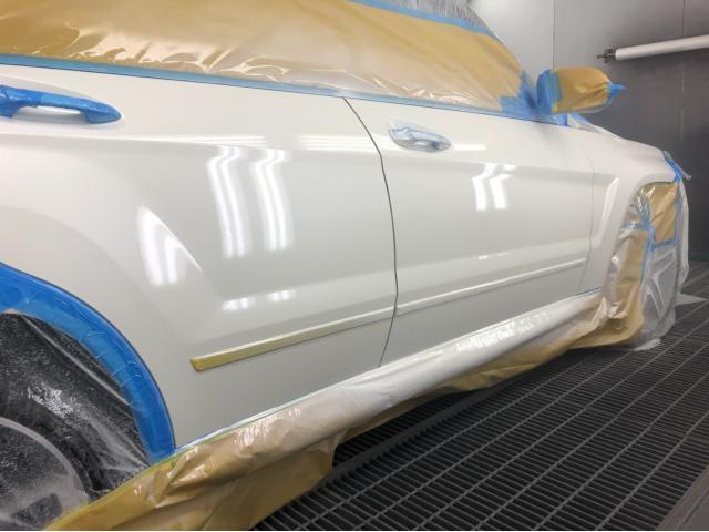 GLKドア鈑金塗装　ベンツ傷修理塗装さいたま市岩槻区格安板金塗装格安輸入車板金塗装