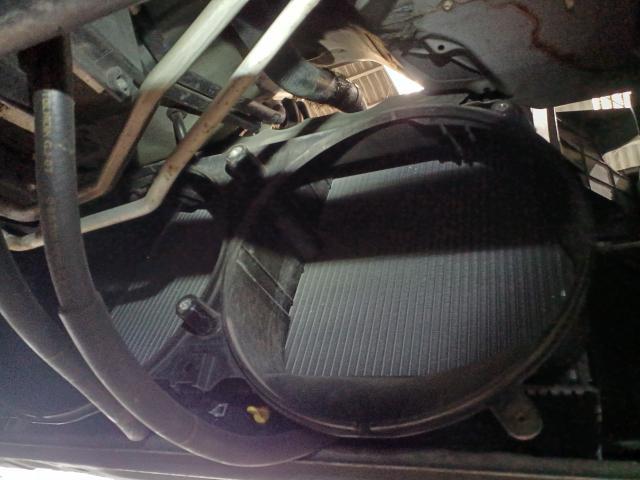 トヨタ　ハイエース電動ファンモーター交換　
ラジエーターファン回らない修理　