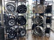 まずは足元からお洒落にカスタム！