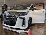 アルパインスタイルオリジナルカスタム車両も多数展示！