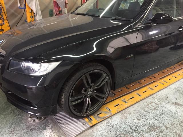 BMW　３シリーズ　ﾎｲｰﾙ修理＆塗装　　取付　施工　交換　修理　杉戸町　春日部市　幸手市　越谷市　宮代町　白岡市　蓮田市 久喜市さいたま市埼玉県どんなことでも【KEEP(キープ)】にお任せください